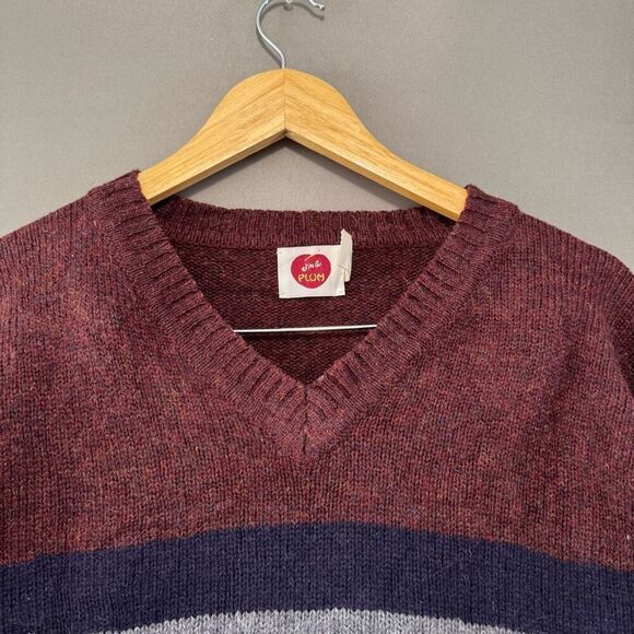 J’Ma Plum Men’s 100% Wool V-Neck Sweater Size Large Striped Graphic - Picture 3 of 9